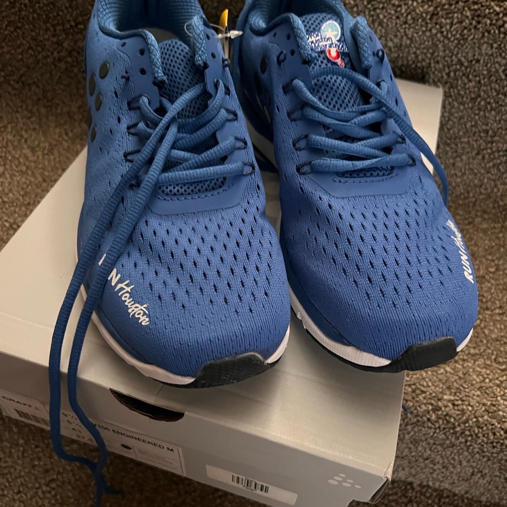 Men Blue Running Shoes
